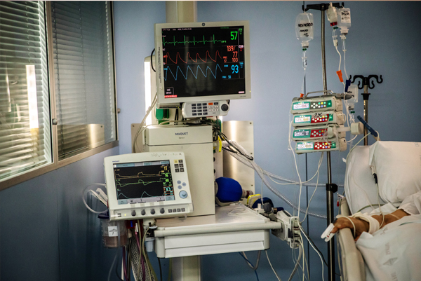 ICU with Ventilator